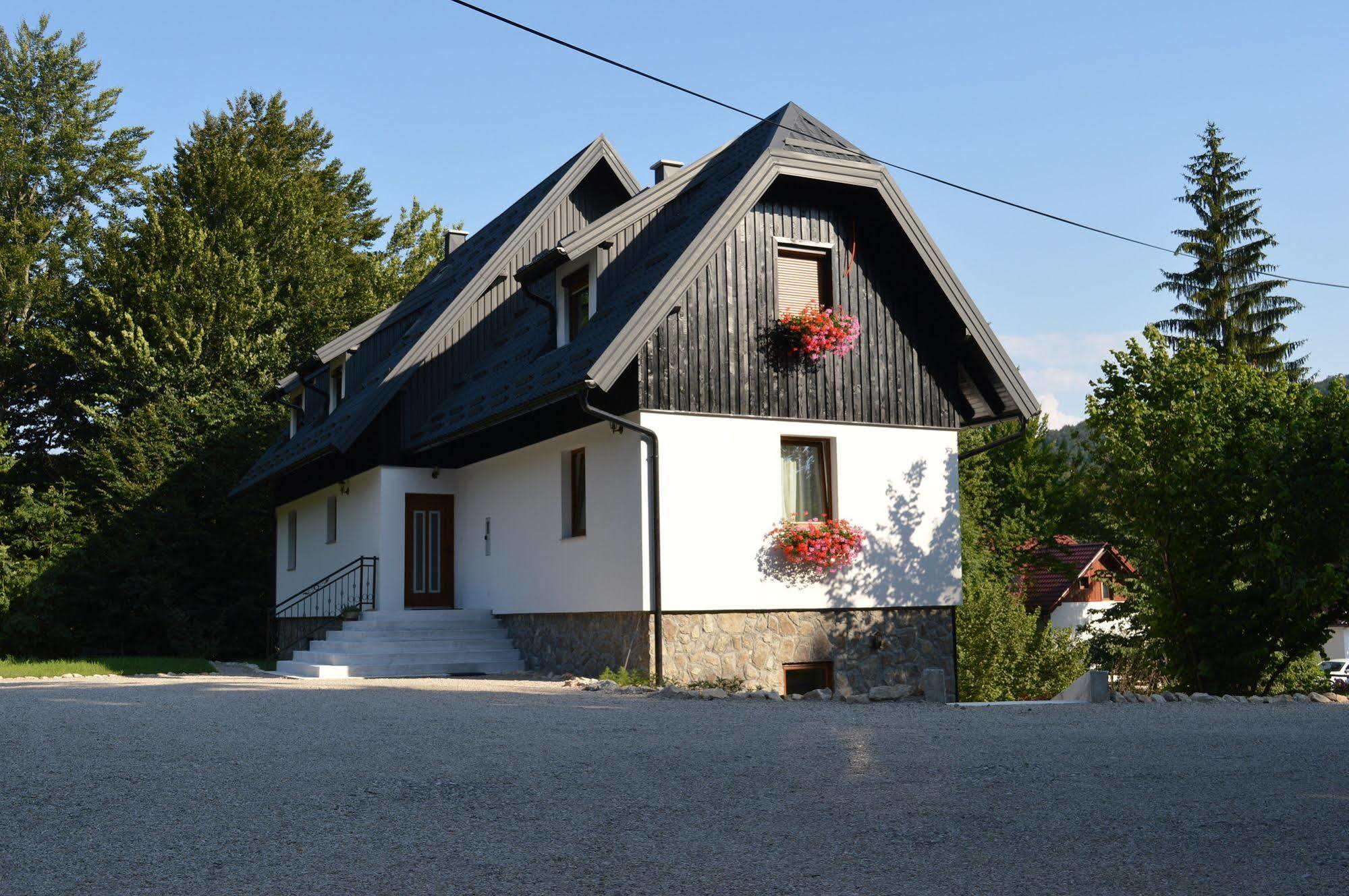 Guest House Plitvice Villa Verde Плитвицкие озёра Экстерьер фото